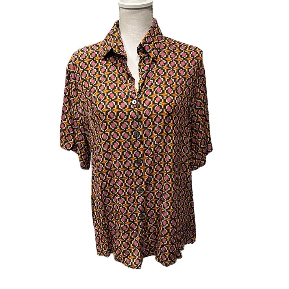 Olivaceous Patterned Rayon Short Sleeve Button Down Blouse Women’s Size Small